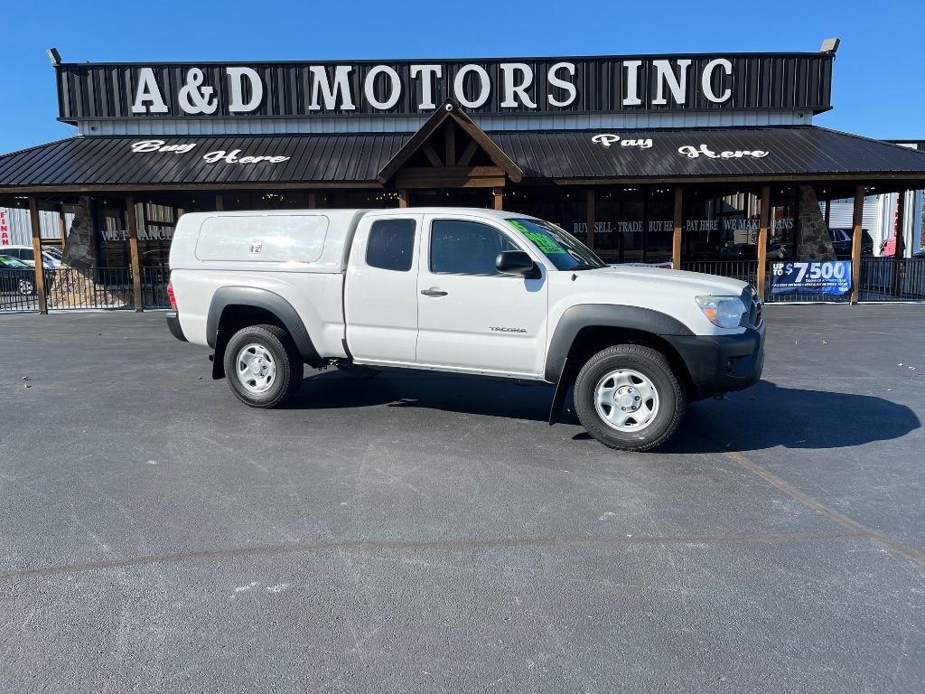 Toyota Tacoma 2WD Access Cab I4 AT PreRunner (Natl) 2015