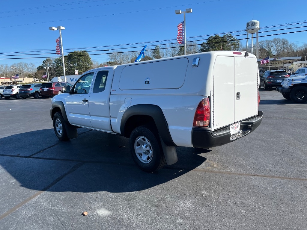Toyota Tacoma 2WD Access Cab I4 AT PreRunner (Natl) 2015