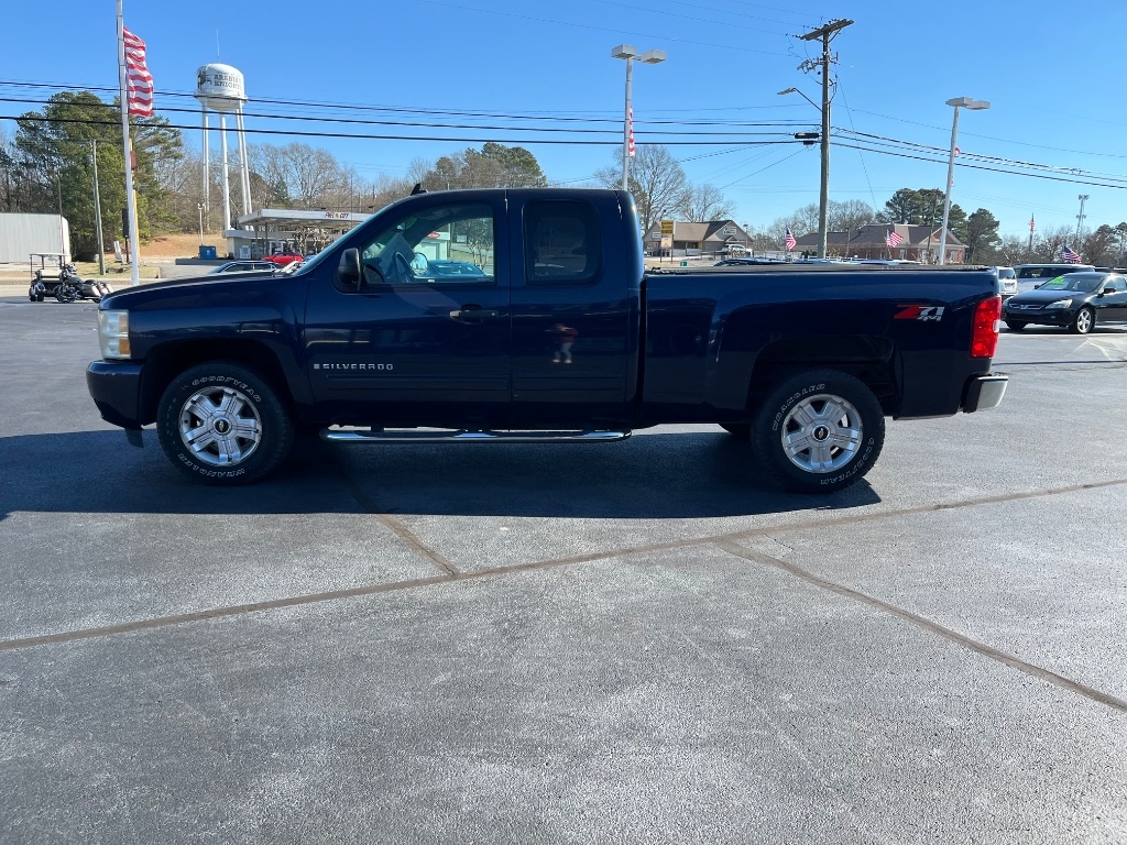 Chevrolet Silverado 1500 4WD Ext Cab 143.5" LT 2009