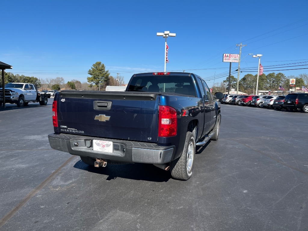 Chevrolet Silverado 1500 4WD Ext Cab 143.5" LT 2009