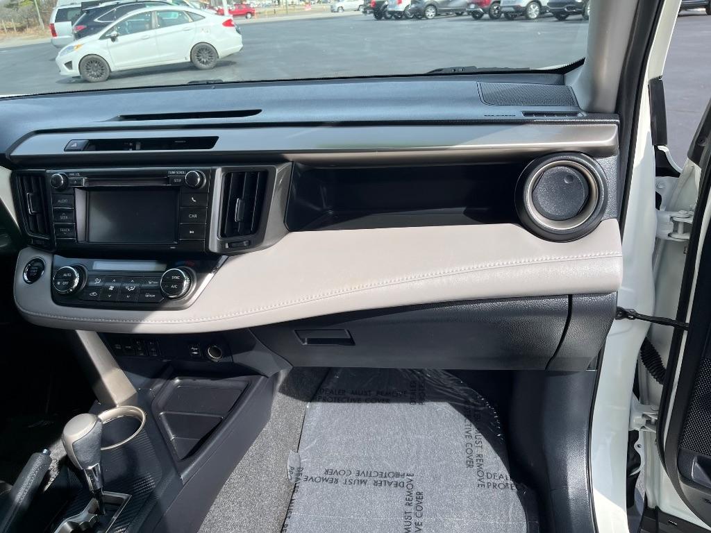 Toyota RAV4 FWD 4dr Limited (Natl) 2013