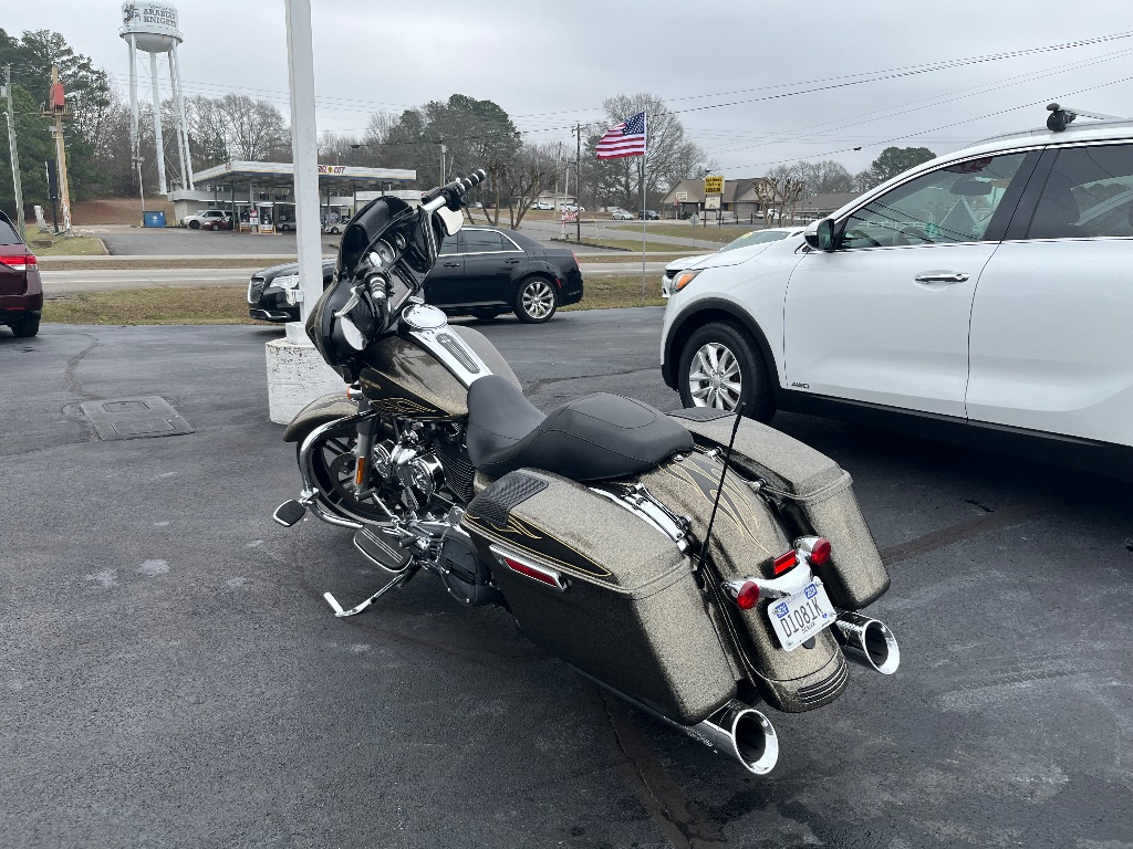 Harley-Davidson FLHXS  2017