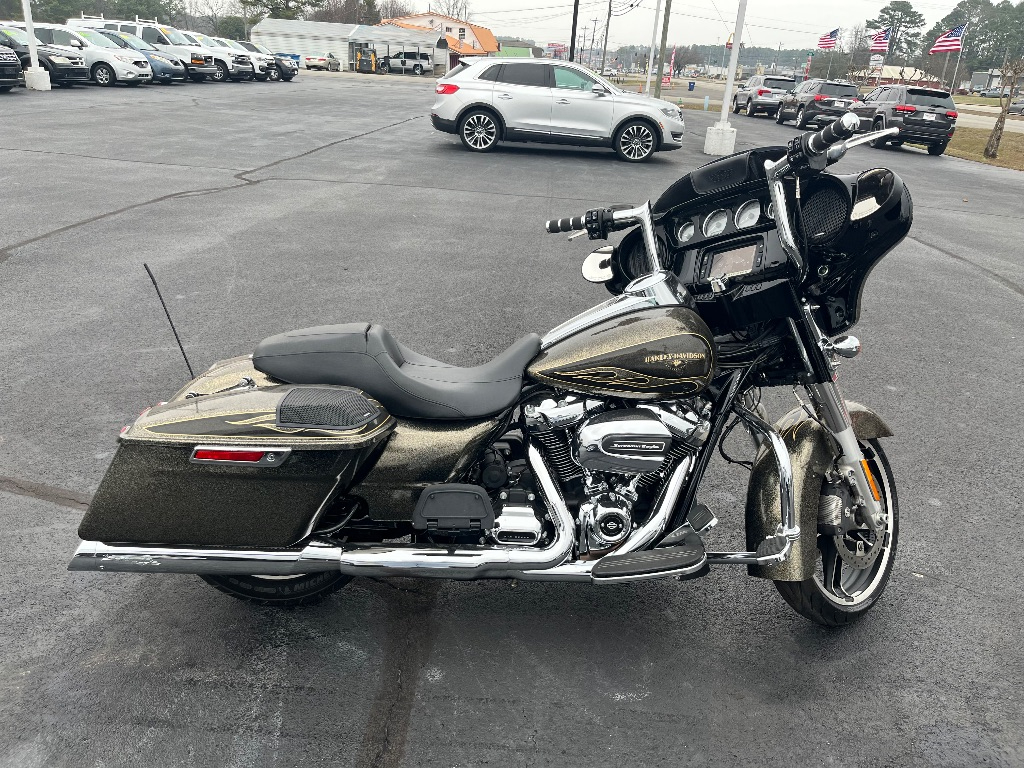 Harley-Davidson FLHXS  2017