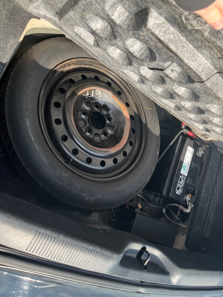 Dodge Charger 4dr Sdn SE RWD 2013