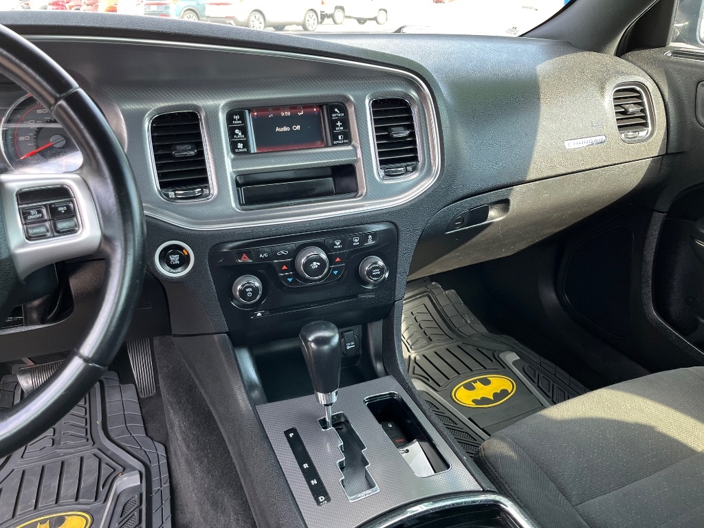 Dodge Charger 4dr Sdn SE RWD 2013