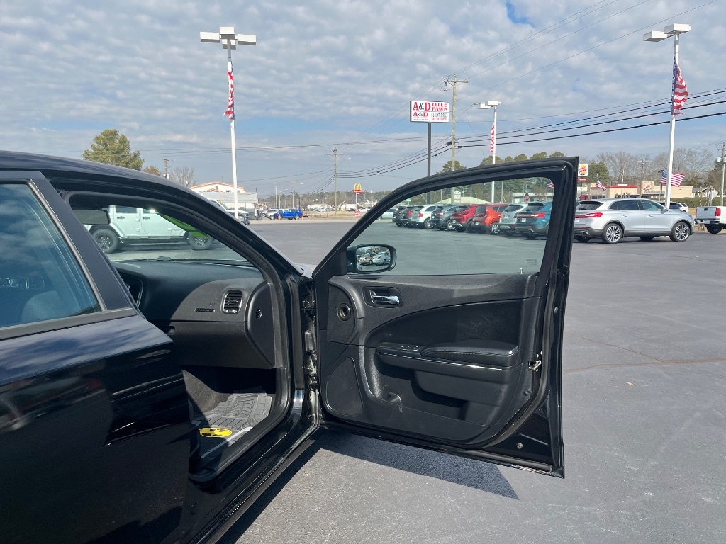 Dodge Charger 4dr Sdn SE RWD 2013