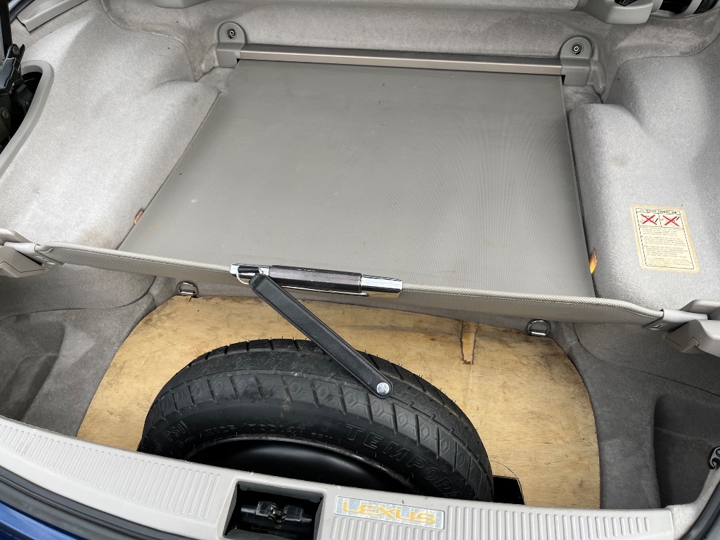 Lexus SC 430 2dr Convertible 2002