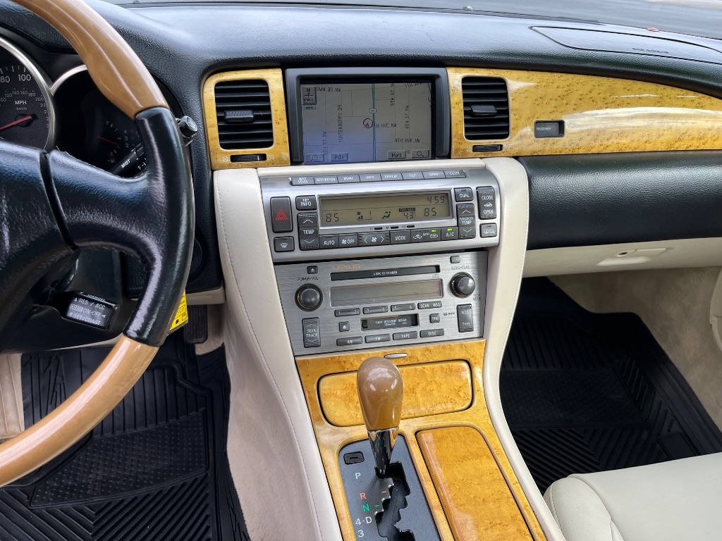 Lexus SC 430 2dr Convertible 2002