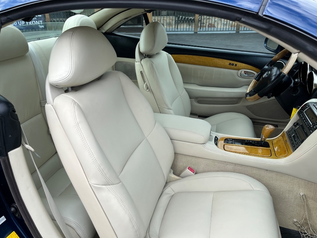 Lexus SC 430 2dr Convertible 2002