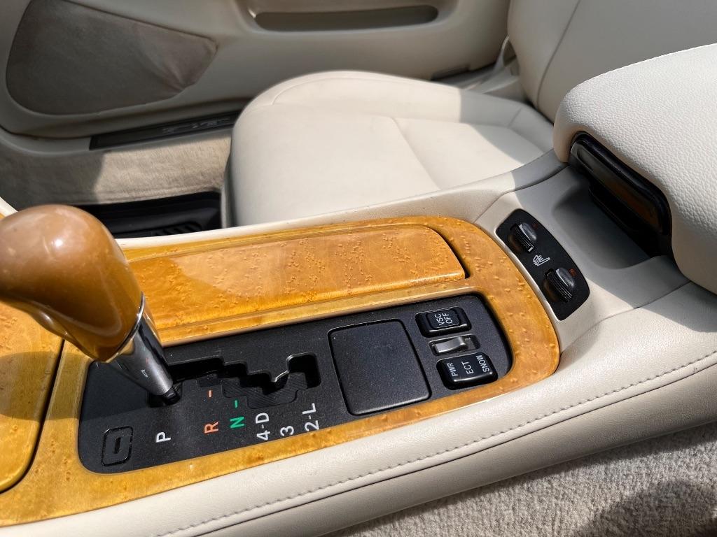 Lexus SC 430 2dr Convertible 2002