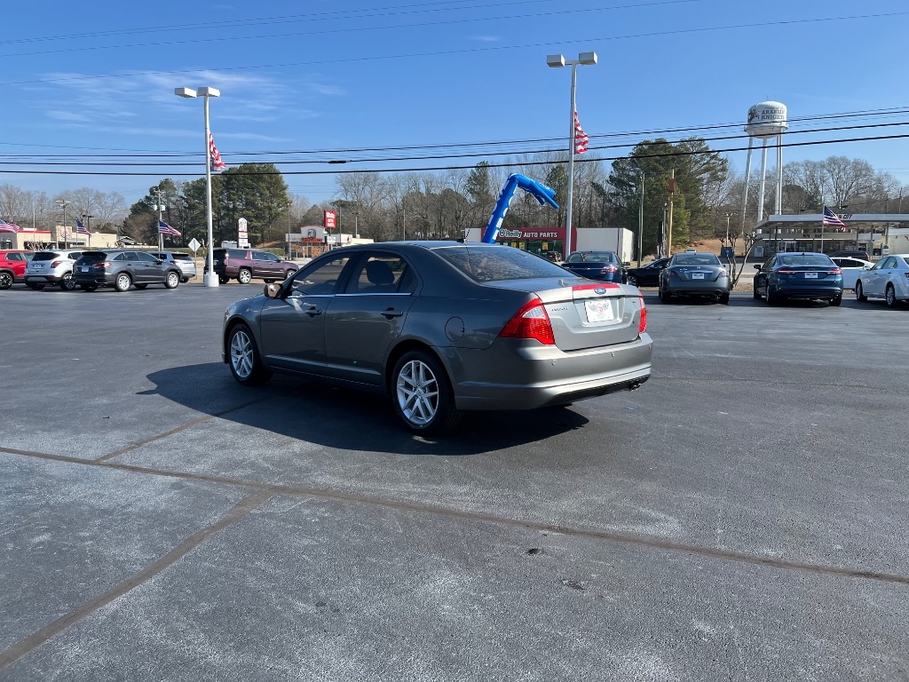 Ford Fusion 4dr Sdn SE FWD 2010