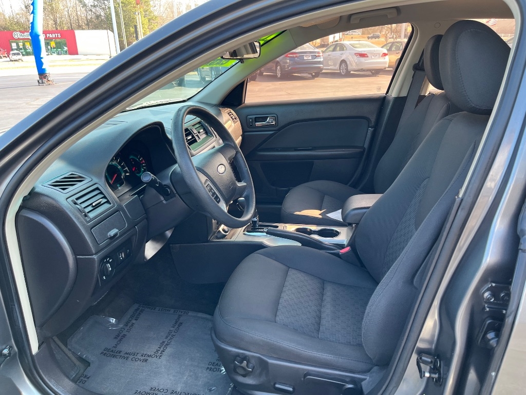 Ford Fusion 4dr Sdn SE FWD 2010