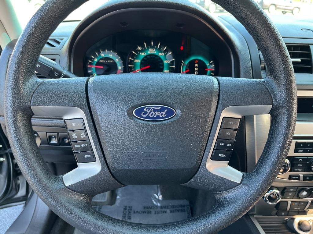 Ford Fusion 4dr Sdn SE FWD 2010