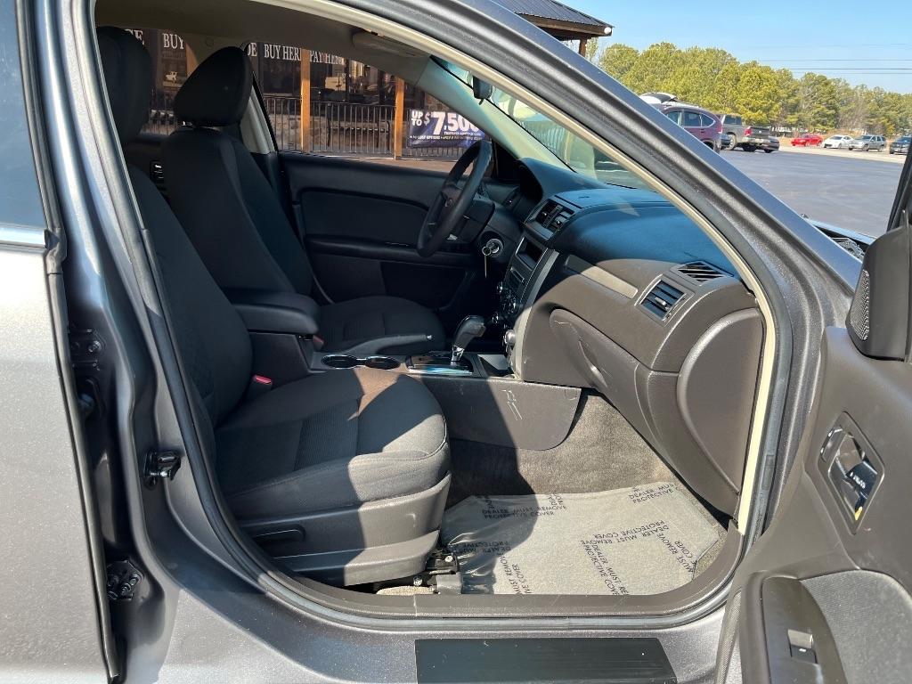 Ford Fusion 4dr Sdn SE FWD 2010