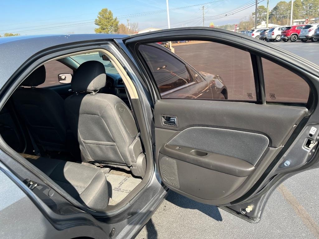 Ford Fusion 4dr Sdn SE FWD 2010