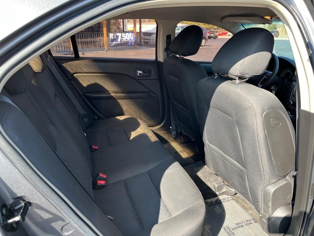 Ford Fusion 4dr Sdn SE FWD 2010