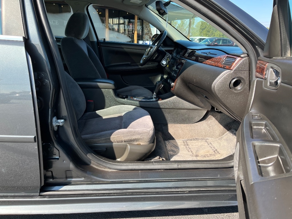 Chevrolet Impala 4dr Sdn LT Fleet 2012