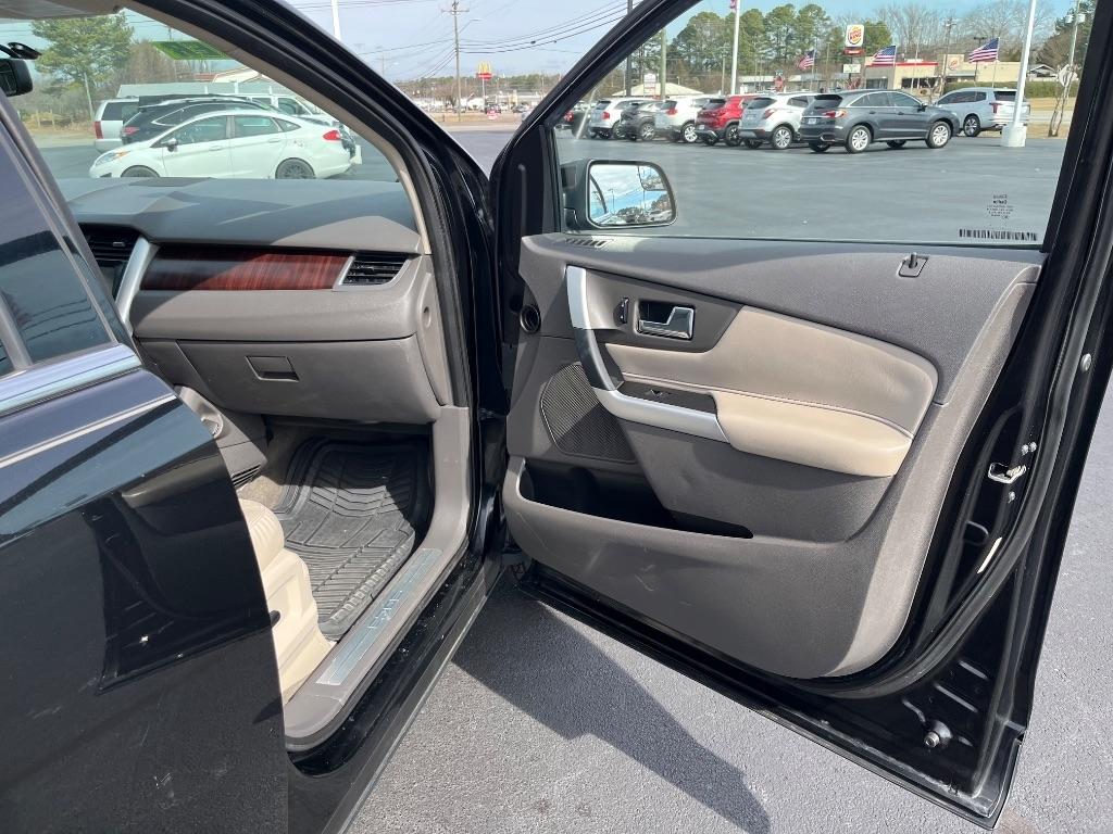 Ford Edge 4dr Limited FWD 2012