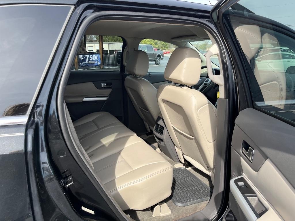 Ford Edge 4dr Limited FWD 2012