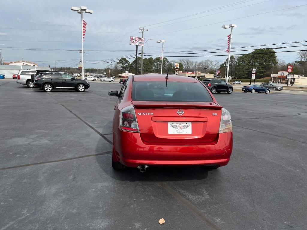 Nissan Sentra 4dr Sdn I4 CVT 2.0 SR 2011
