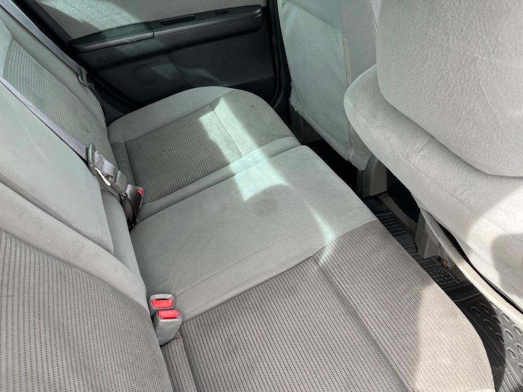 Nissan Sentra 4dr Sdn I4 CVT 2.0 SR 2011