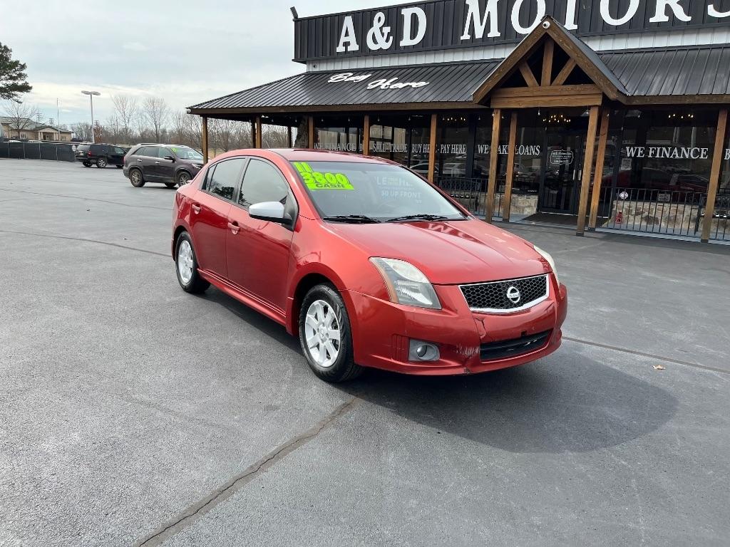 Nissan Sentra 4dr Sdn I4 CVT 2.0 SR 2011