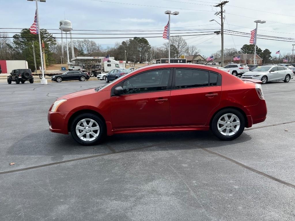 Nissan Sentra 4dr Sdn I4 CVT 2.0 SR 2011