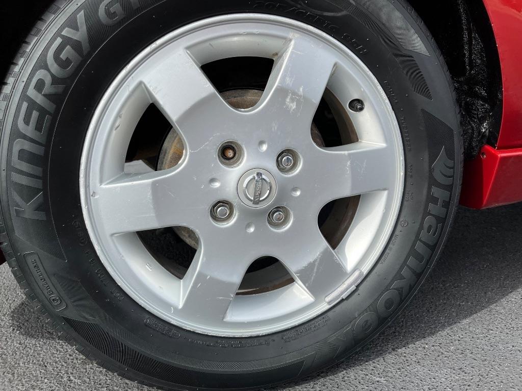 Nissan Sentra 4dr Sdn I4 CVT 2.0 SR 2011