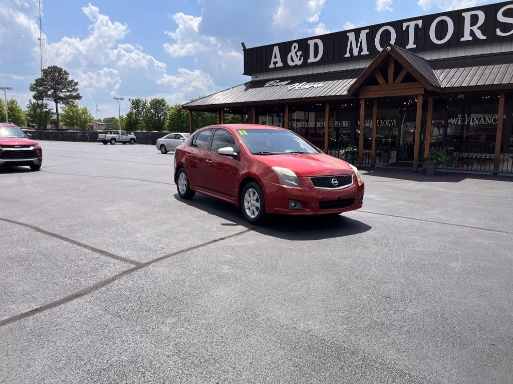 Nissan Sentra 4dr Sdn I4 CVT 2.0 SR 2011