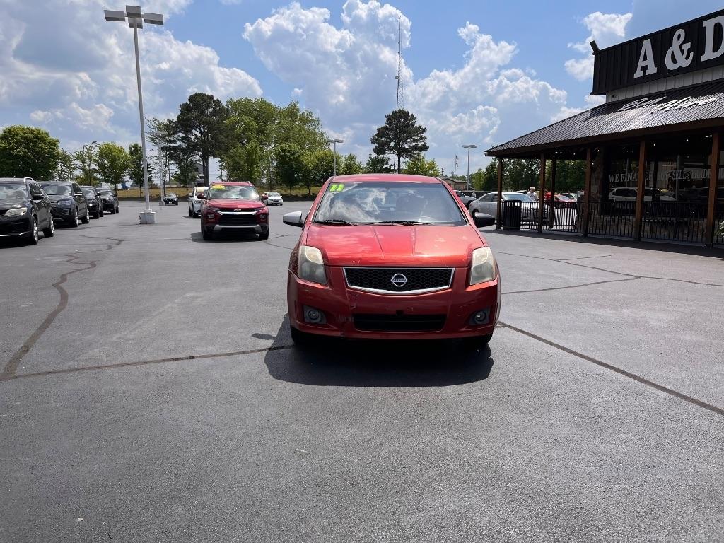 Nissan Sentra 4dr Sdn I4 CVT 2.0 SR 2011