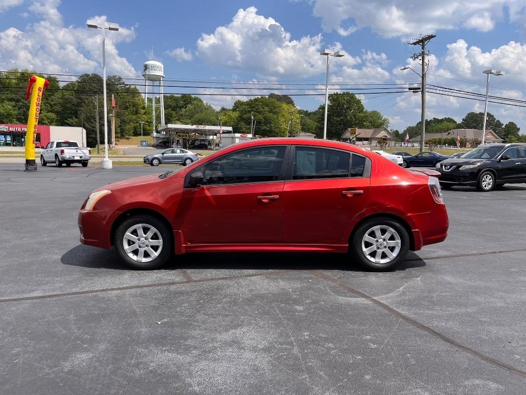 Nissan Sentra 4dr Sdn I4 CVT 2.0 SR 2011