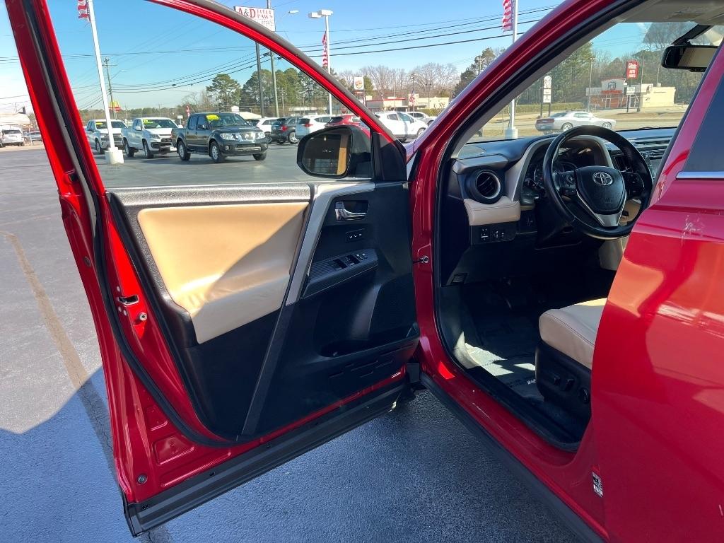 Toyota RAV4 FWD 4dr Limited (Natl) 2015