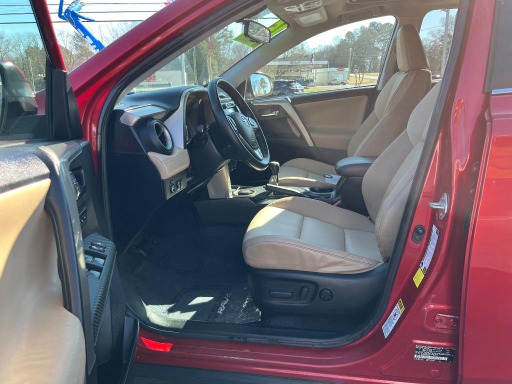 Toyota RAV4 FWD 4dr Limited (Natl) 2015