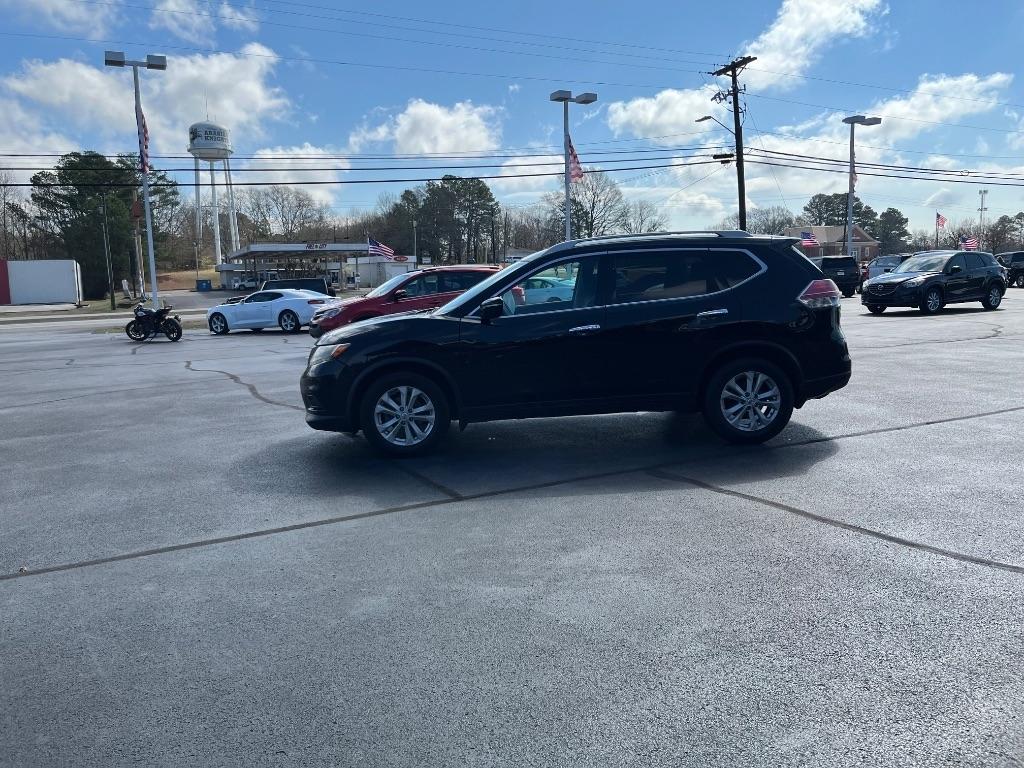 Nissan Rogue FWD 4dr SV 2014