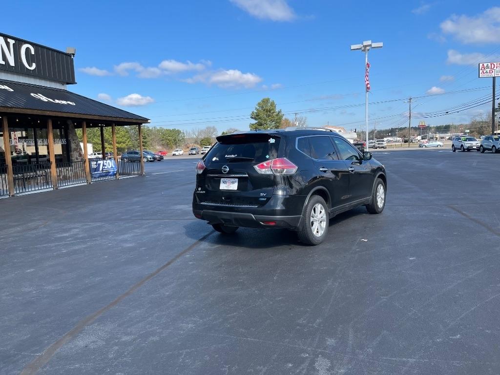 Nissan Rogue FWD 4dr SV 2014