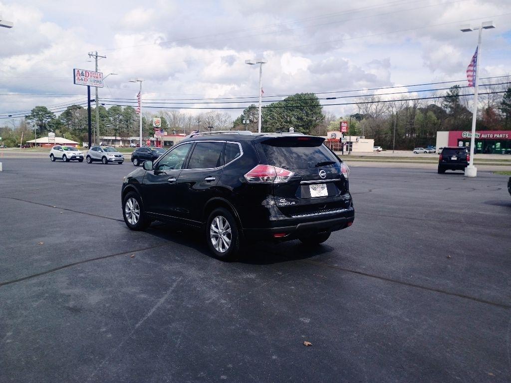 Nissan Rogue FWD 4dr SV 2014