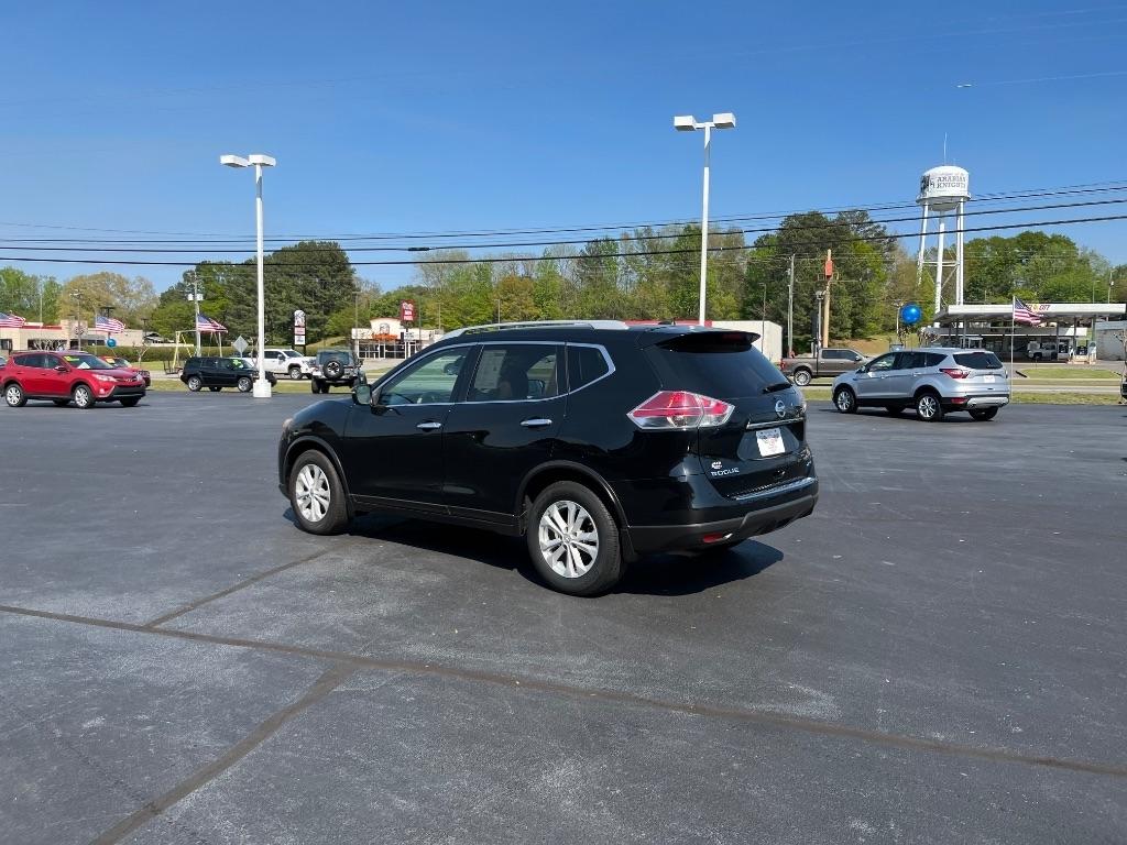 Nissan Rogue FWD 4dr SV 2014