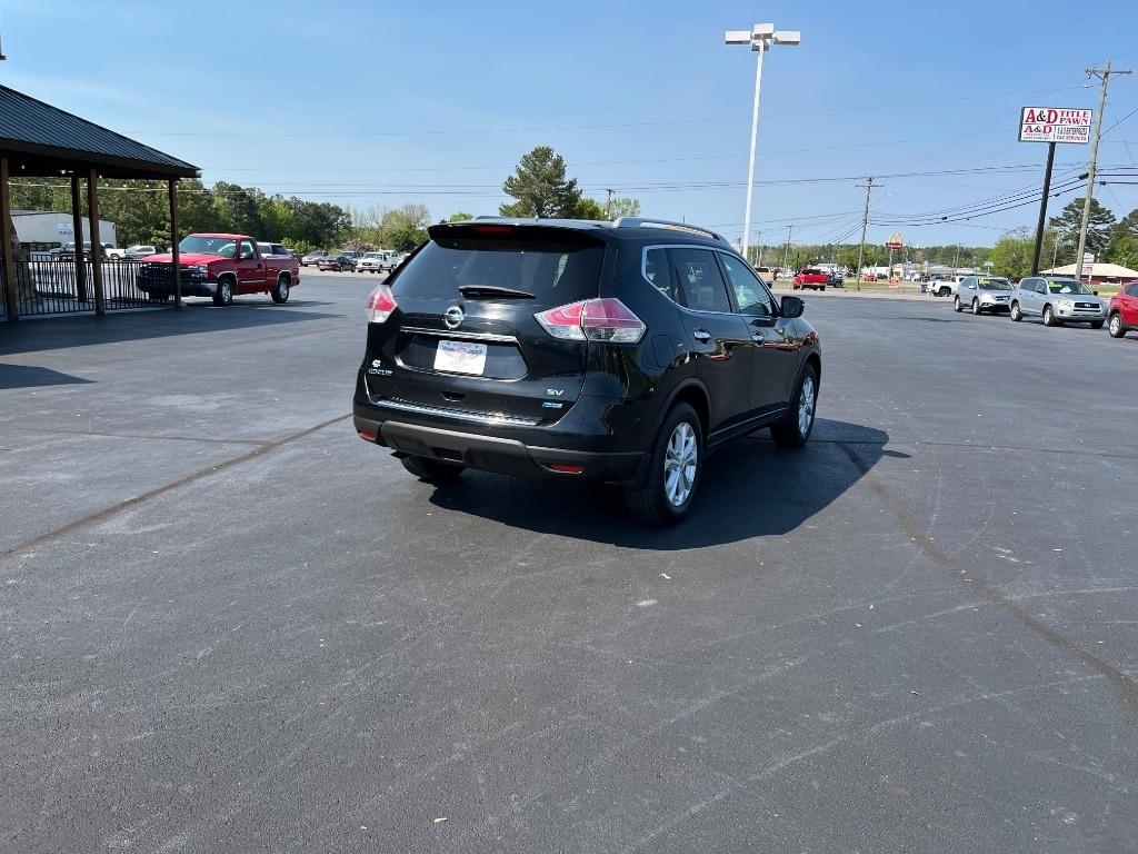 Nissan Rogue FWD 4dr SV 2014