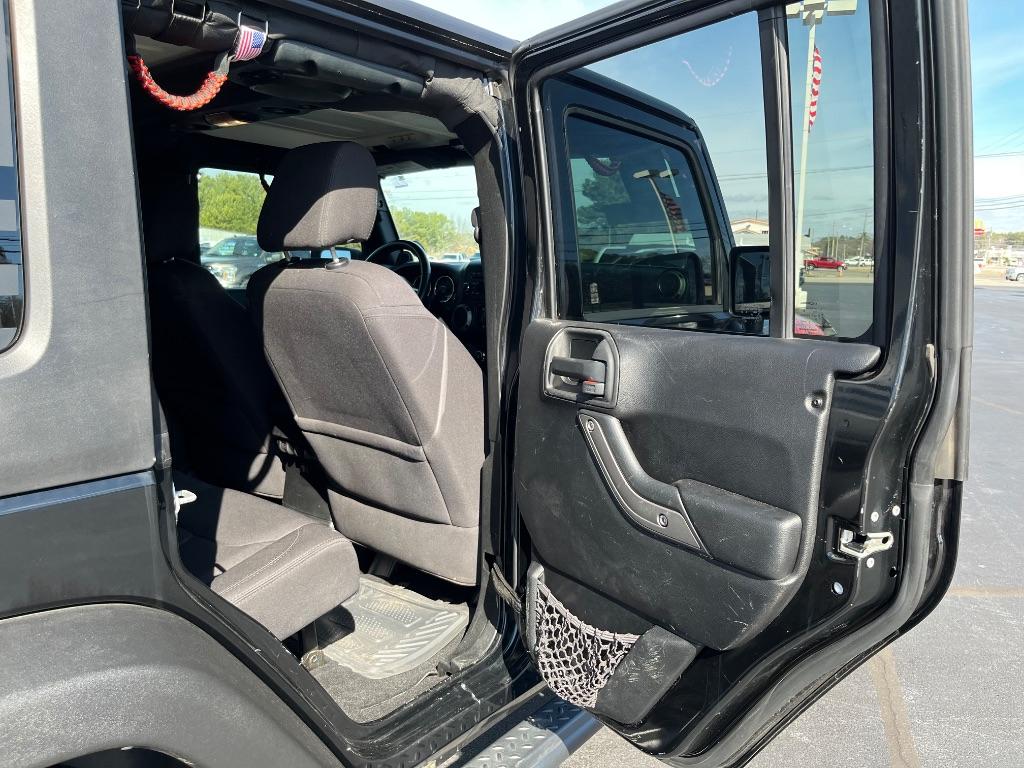 Jeep Wrangler Unlimited Sport 2013