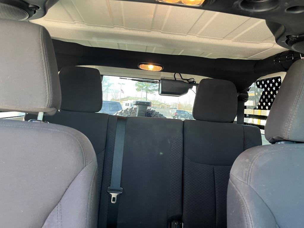 Jeep Wrangler Unlimited Sport 2013