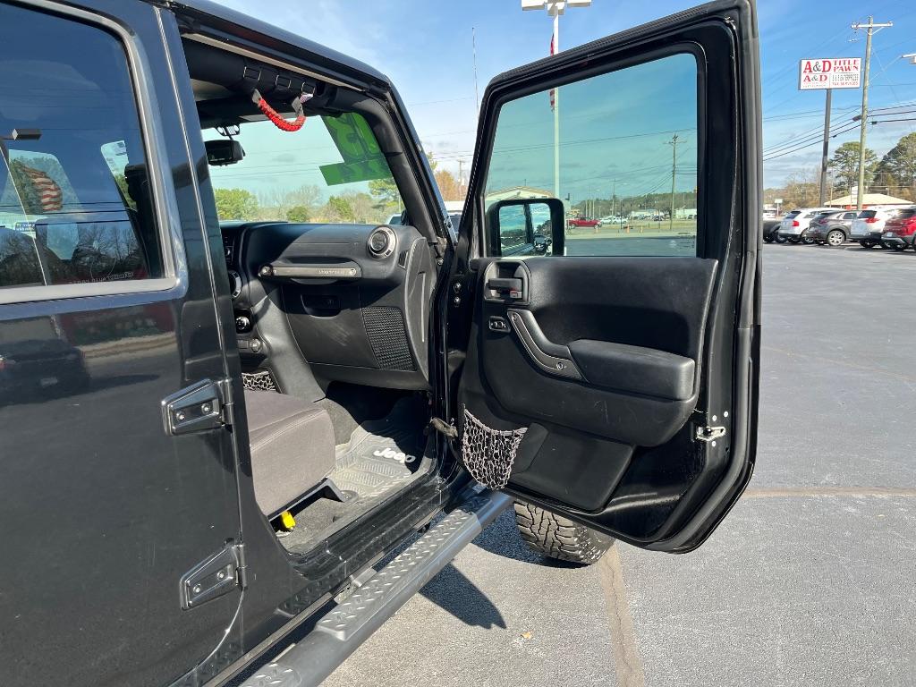 Jeep Wrangler Unlimited Sport 2013