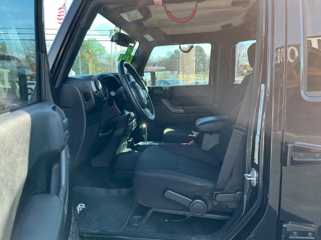 Jeep Wrangler Unlimited Sport 2013