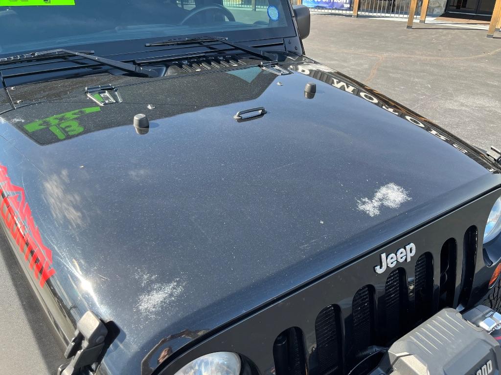 Jeep Wrangler Unlimited Sport 2013