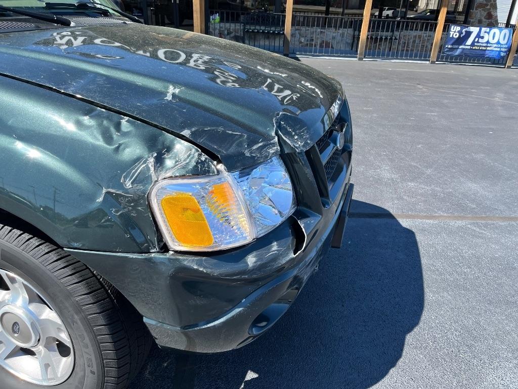 Ford Explorer Sport Trac 4dr 126" WB XLT Premium 2004