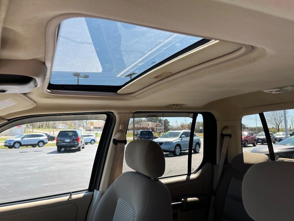 Ford Explorer Sport Trac 4dr 126" WB XLT Premium 2004