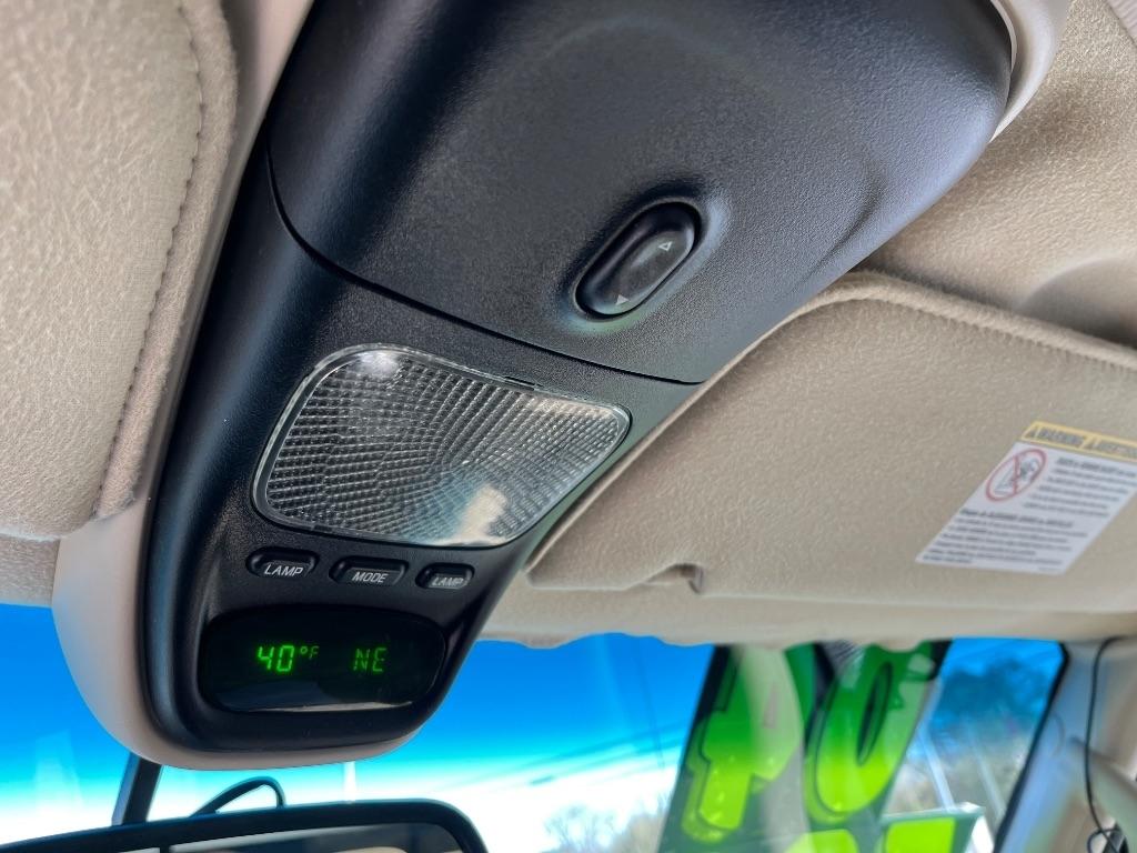 Ford Explorer Sport Trac 4dr 126" WB XLT Premium 2004