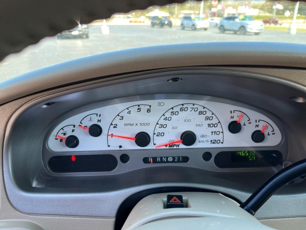 Ford Explorer Sport Trac 4dr 126" WB XLT Premium 2004