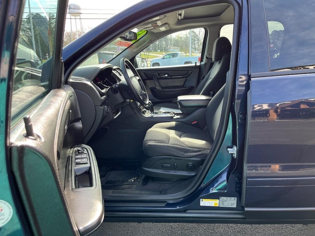 GMC Acadia AWD 4dr SLE w/SLE-2 2015