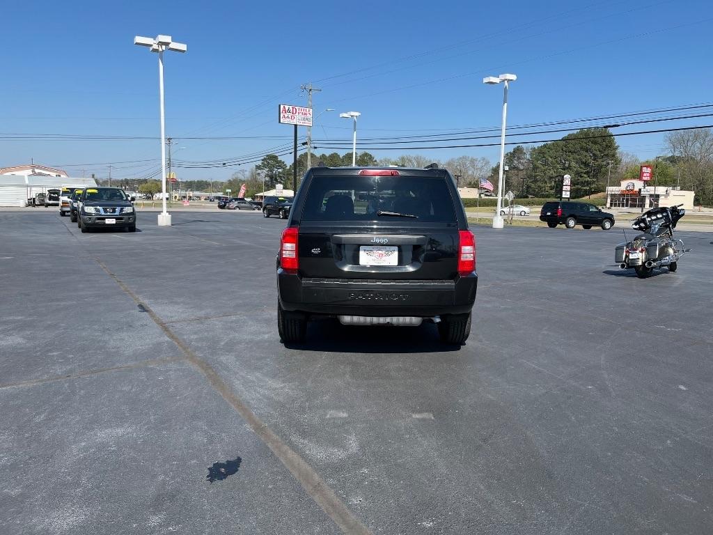 Jeep Patriot FWD 4dr Sport 2009