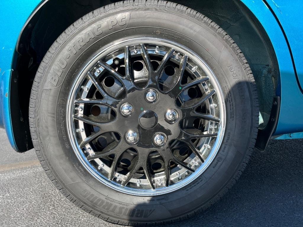 Nissan Versa Note 5dr HB CVT 1.6 S Plus 2014